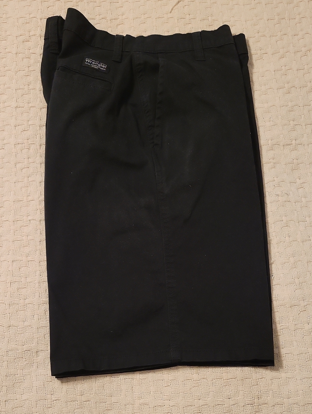 Wrangler Men's Black Flat-Front Shorts